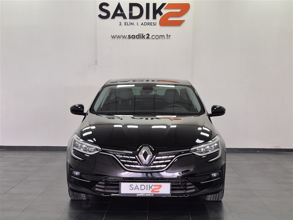 2023 RENAULT MEGANE SEDAN ICON 1.3 TCE EDC 140 BG